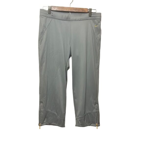 Nike Womens Gray Capri Cropped Training Pants‎ Activewear Gold Accents - Picture 1 of 6